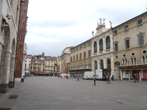 Foto vicenza le fotografie di vicenza Hotel a vicenza centro storico