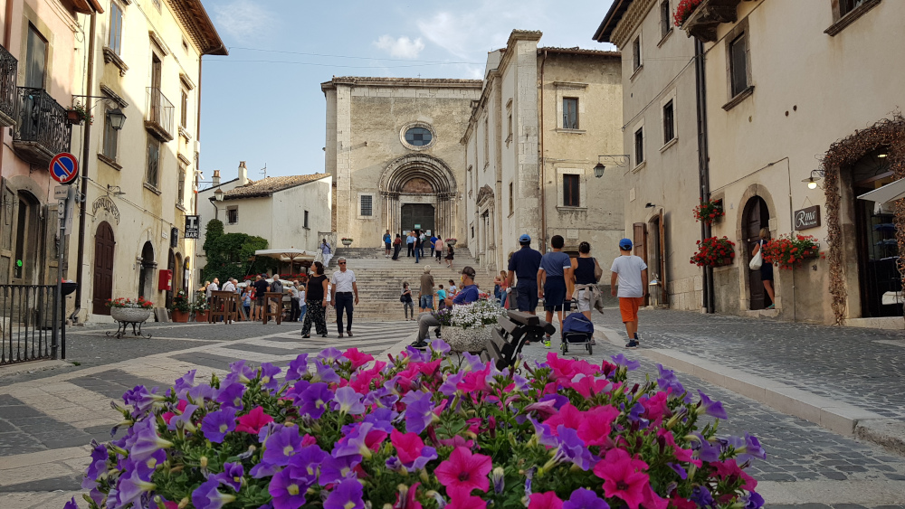 Pescocostanzo Basilica di Santa Maria del Colle