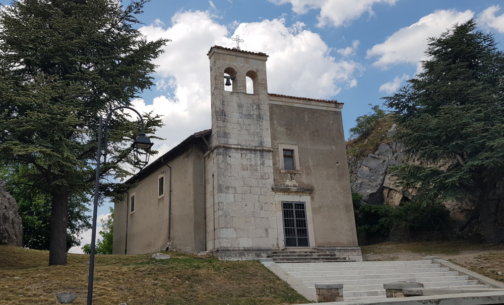 Pescocostanzo chiesa di Sant'Antonio Abate sul Peschio