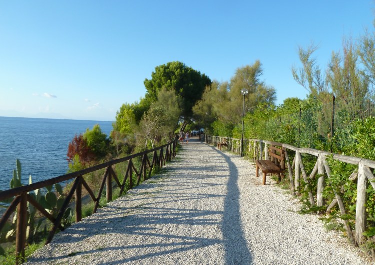Sentiero naturalistico La Grotta di SantaMaria di Castellabate