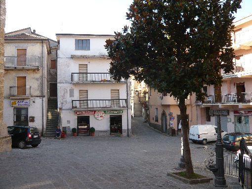Piazzetta del centro di Rofrano