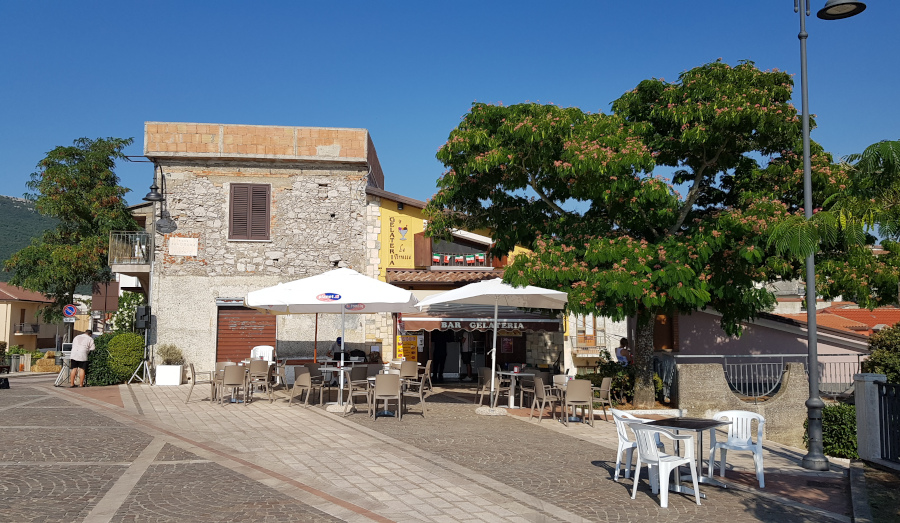 Piazzetta panorama del cilento di Trentinara
