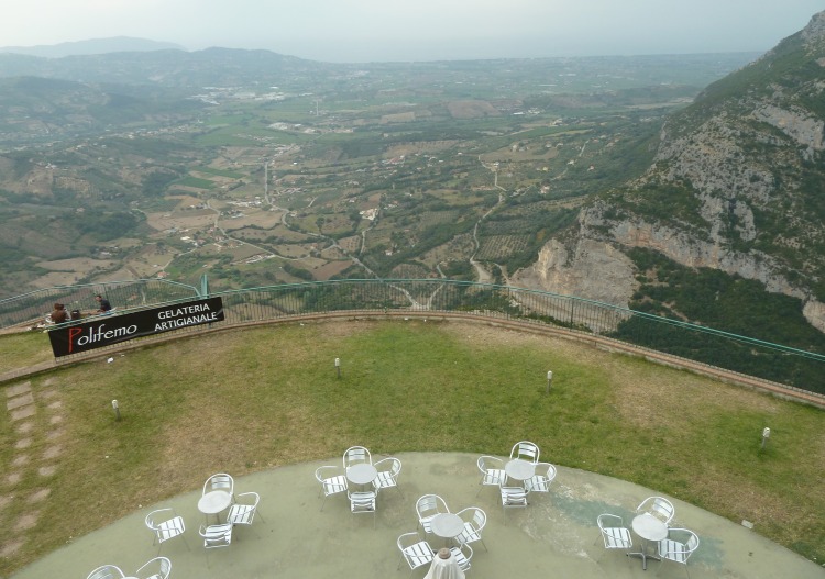 Trentinara Bar su terrazza