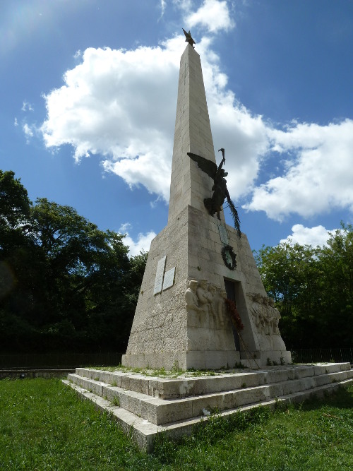 Monumento ossario ai Caduti Garibaldini Caserta