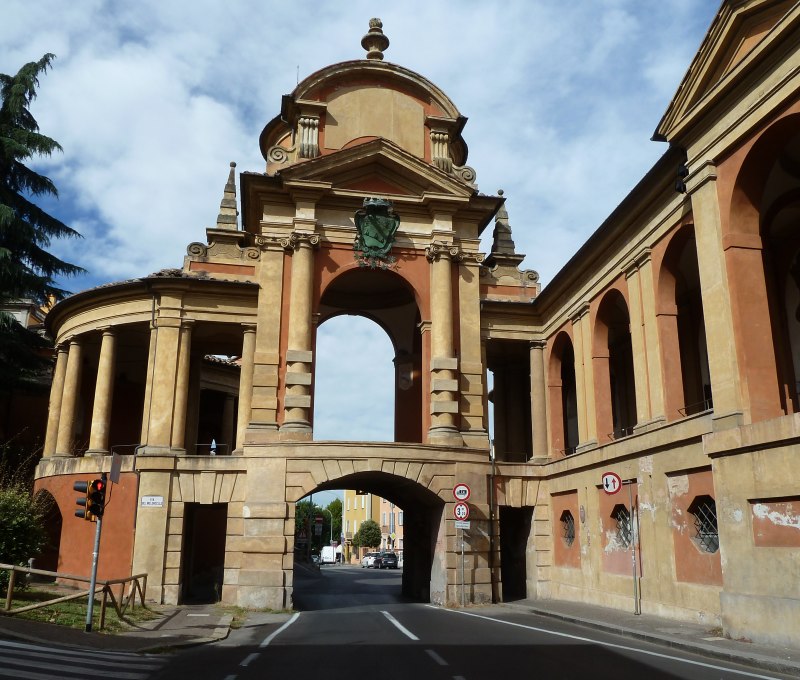Arco del Meloncello Bologna