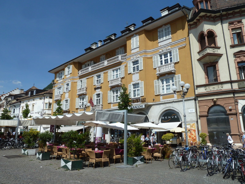 Foto angolo piazza Walther