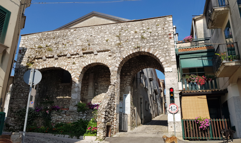 Buccino Porta Consina