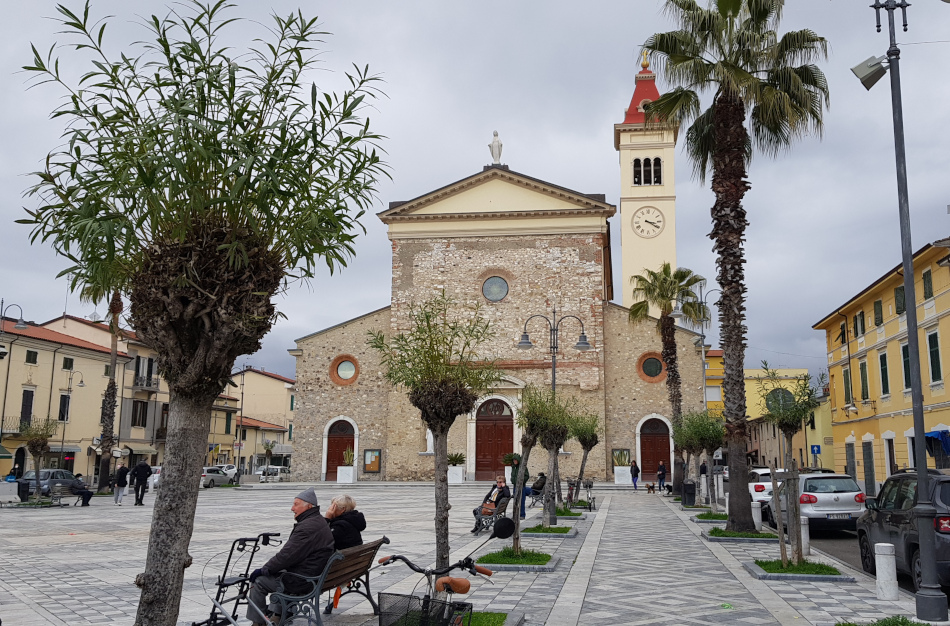 Carrara Parrocchia della Sacra_Famiglia