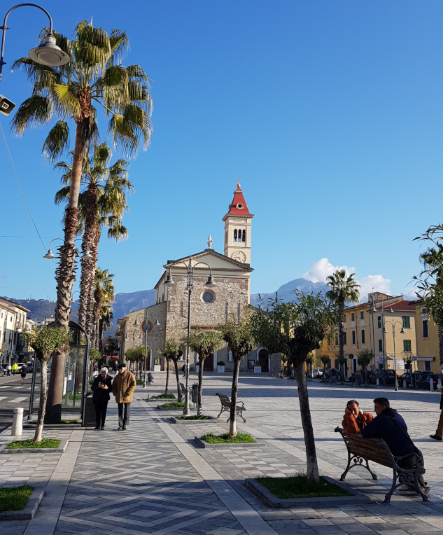 Carrara la piazza