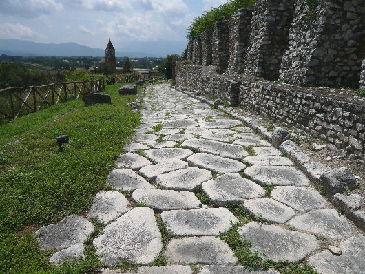 Strada romana (Parco Archeologico di Cassino)