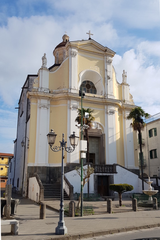 Castello di Cisterna Chiesa San Nicola