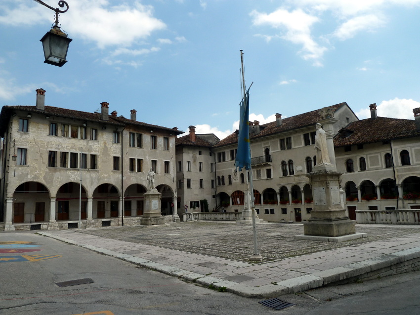 Feltre Piazza_Maggiore