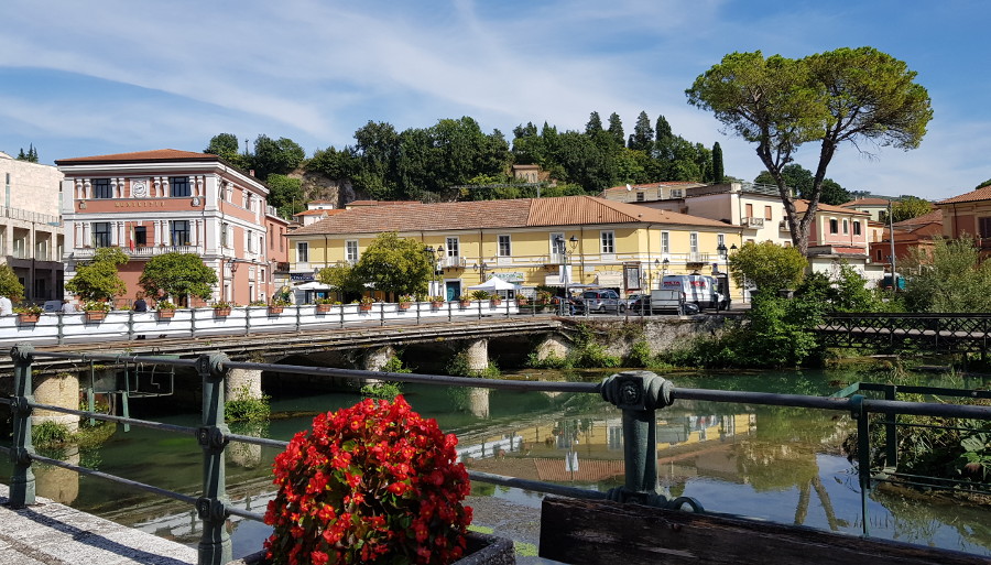 Isola del Liri il ponte sul fiume Liri