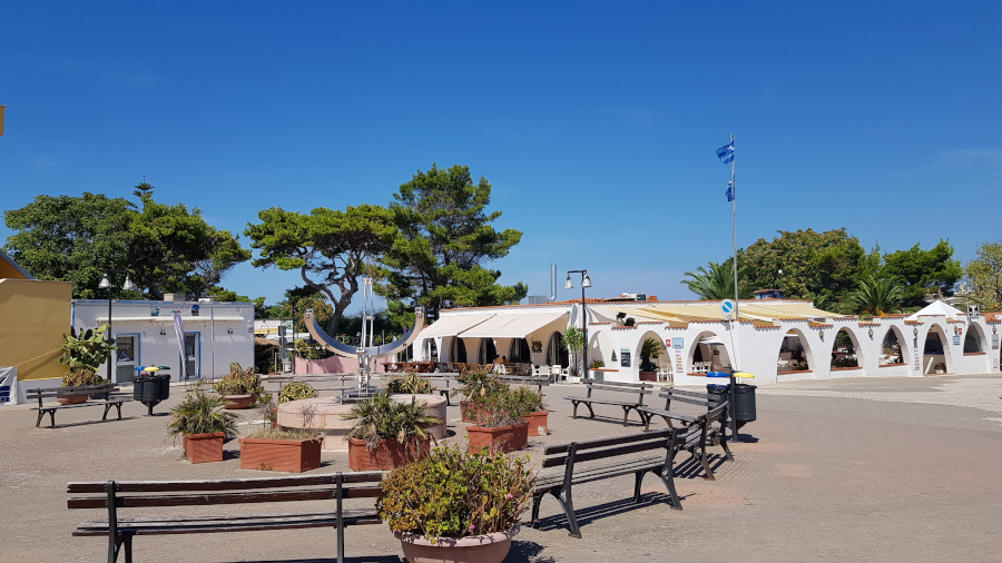 Isole Tremiti Piazza Sandro_Pertini di San_Domino