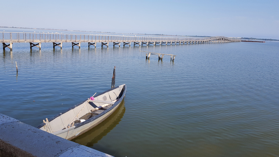 Ponte sul Lago di Lesina