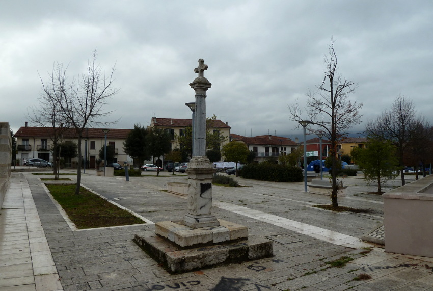 Lioni piazzetta