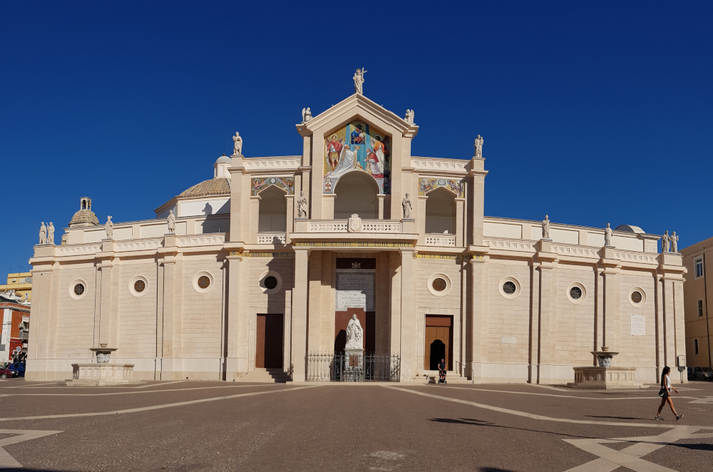 Manfredonia Cattedrale di SanLorenzo Maiorano