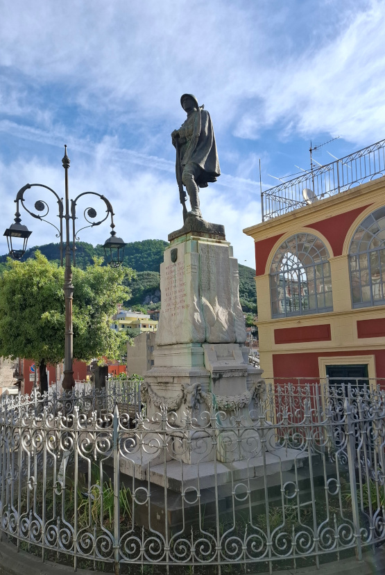 Monumento ai caduti di Montecorvino Rovella