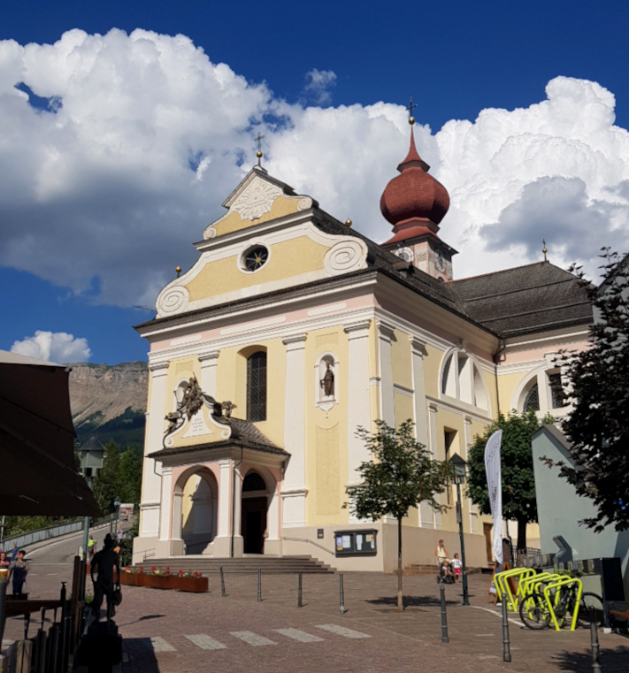 Ortisei Chiesa Parrocchiale di S. Ulrico e dell'Epifania del Signore