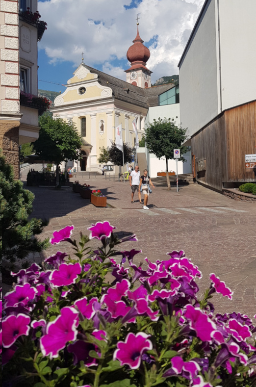 Ortisei Chiesa Parrocchiale di San Ulrico e dell'Epifania del Signore
