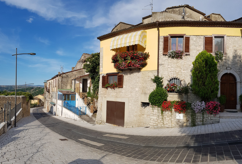 Pesco Sannita via San Nicola