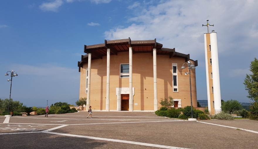 Aula Liturgica Padre_Pio di Piana Romana