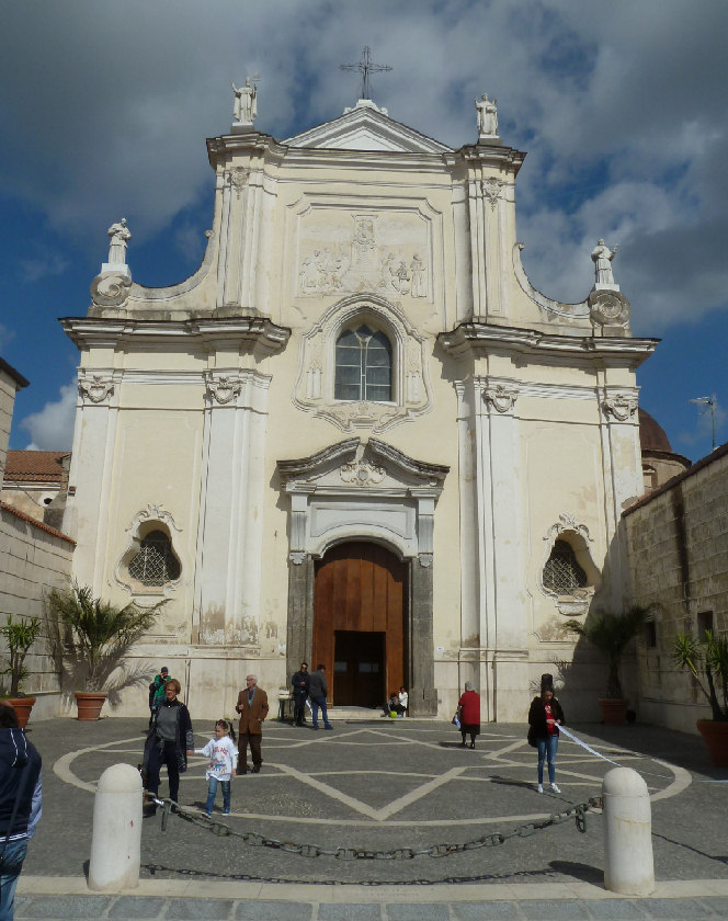 Basilica di Santa_Maria_a_Vico