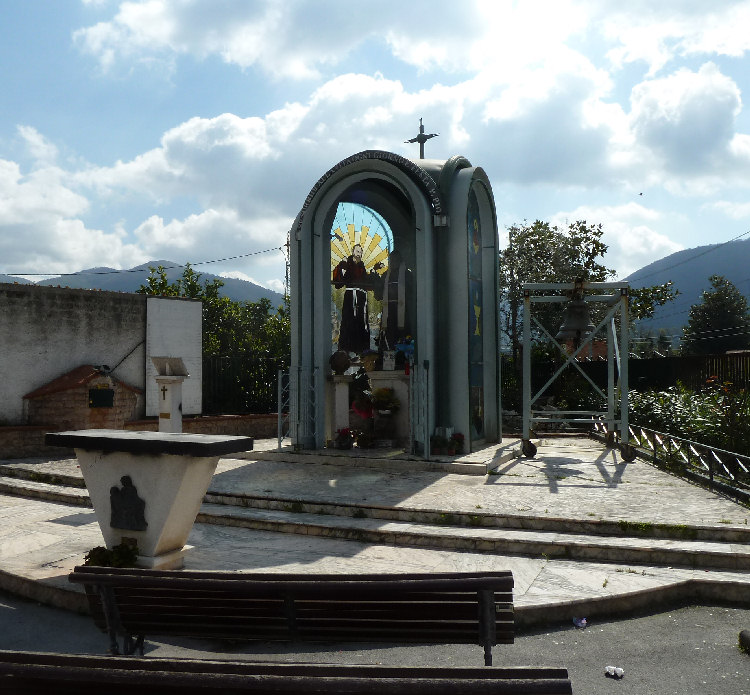Santa_Maria_a_Vico Largo Padre_Pio