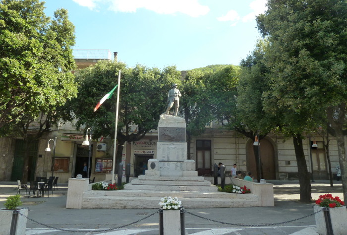 Siano monumento_ai_caduti