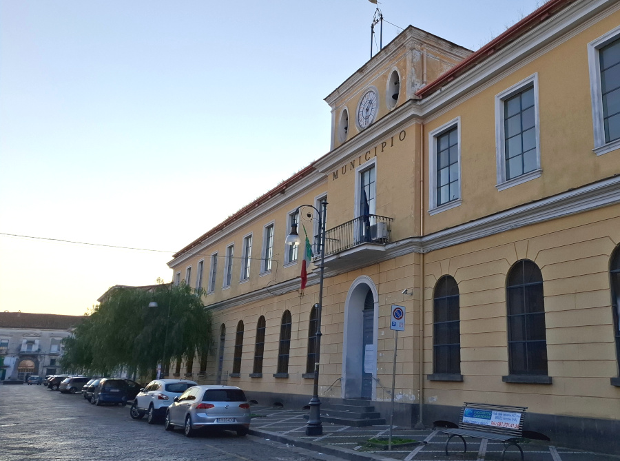 Teverola foto municipio di Teverola