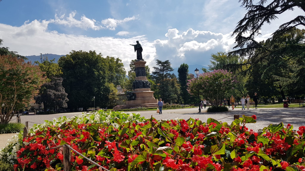 Trento Piazza Dante