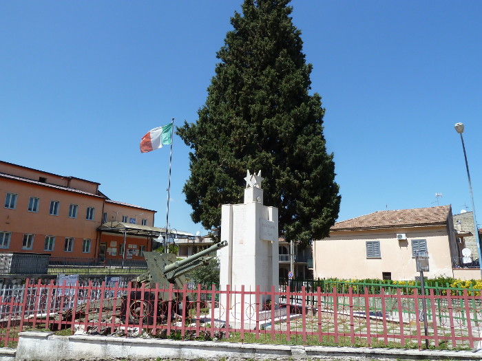 Vairano Patenora Monumento ai caduti