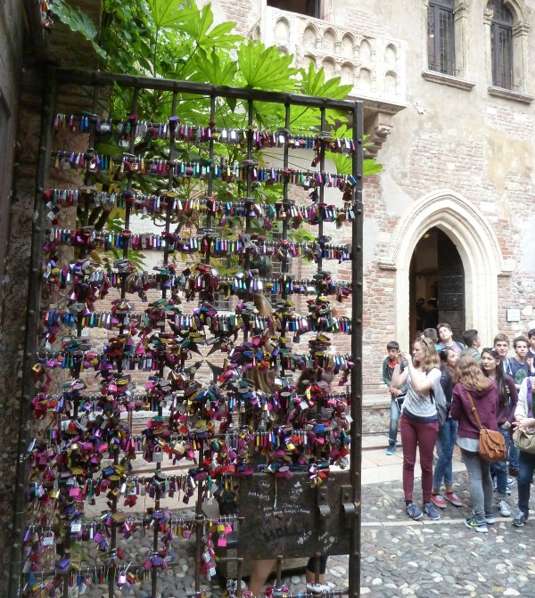 Lucchetti Casa_di_Giulietta