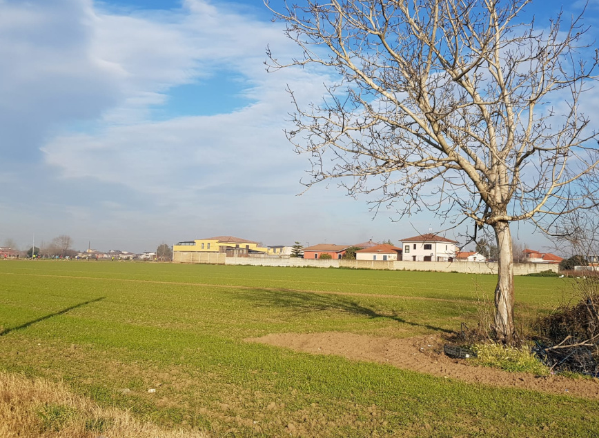 Villa_Literno campagna di periferia