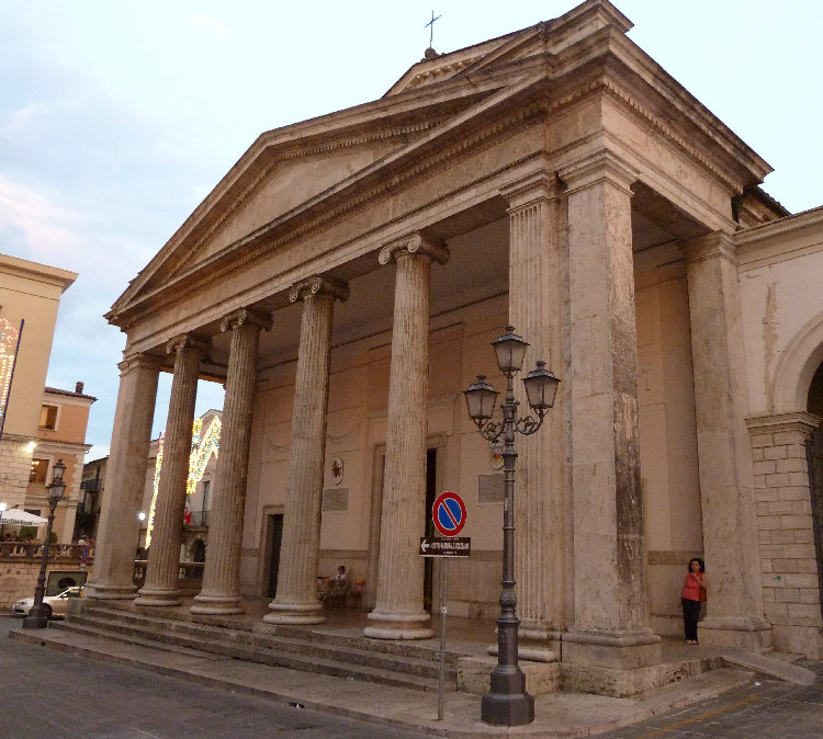 Cattedrale_di_Isernia