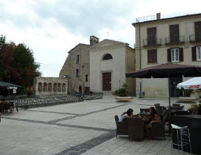 Isernia Piazza Celestino quinto
