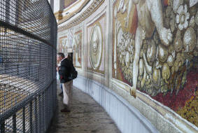 Corridoio ad anello a metà altezza della Cupola della Basilica di San Pietro Roma