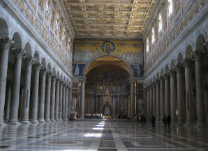 Interno Chiesa_San_Paolo_fuori_le_mura di Roma