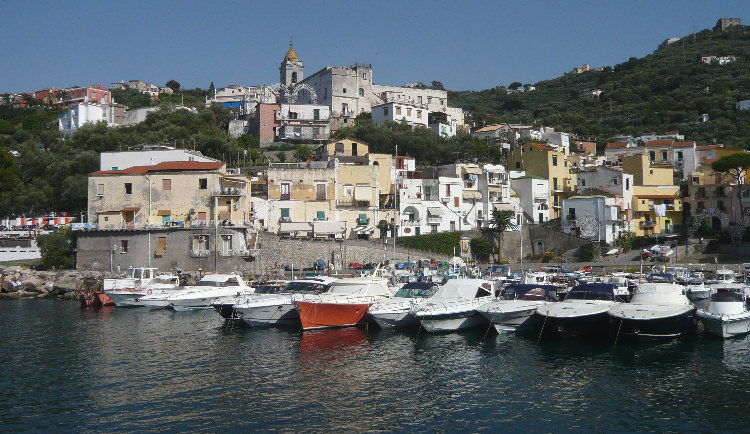 Marina_della_Lobra frazione di Massa_Lubrense