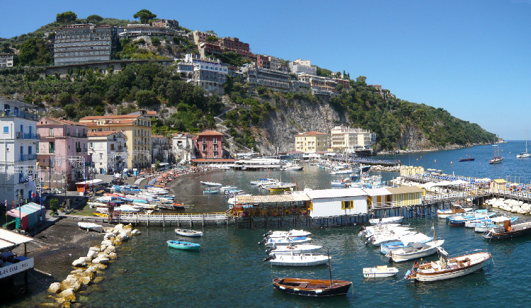 Baia di Marina_grande di Sorrento