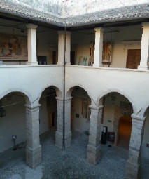 La Castellina cortile interno