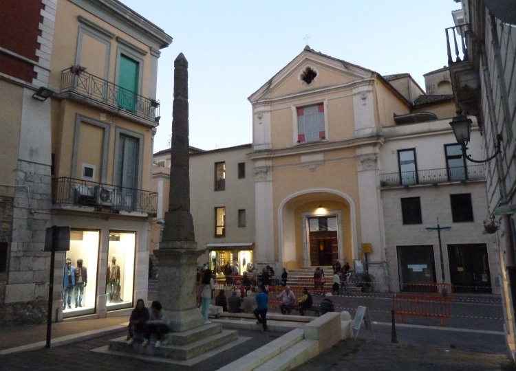 Benevento Obelisco Neoegizio e Chiesa di Sant'Anna