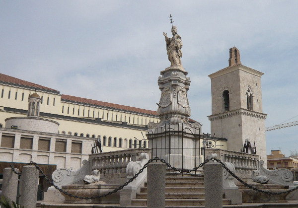 Fontana monumentale a Papa_Orsini - Benevento