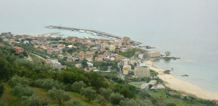 Acciaroli lungo la costa del Cilento