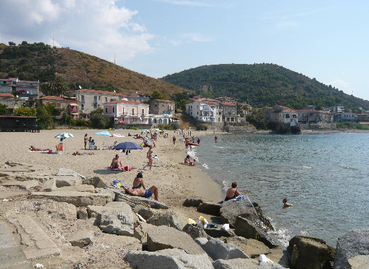 Spiaggia lato sud di Acciaroli