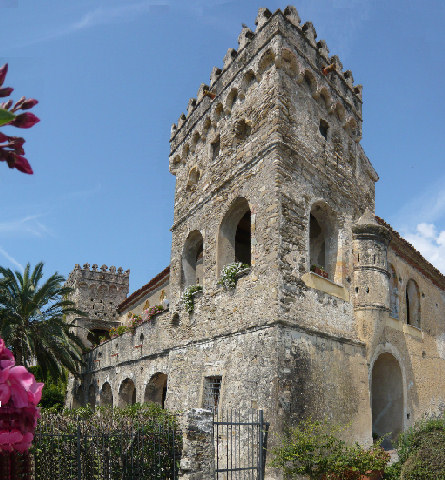 Castello Vinciprova di Pioppi sede del Museo del Mare