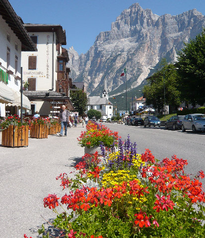 Corso_Italia di San_Vito di Cadore