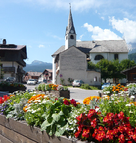 San_Vito di Cadore e Chiesa parrocchiale
