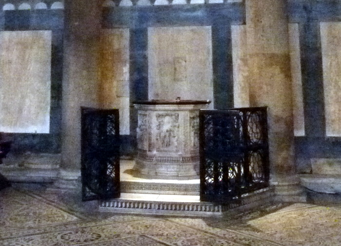 Battistero di Firenze Fonte battesimale