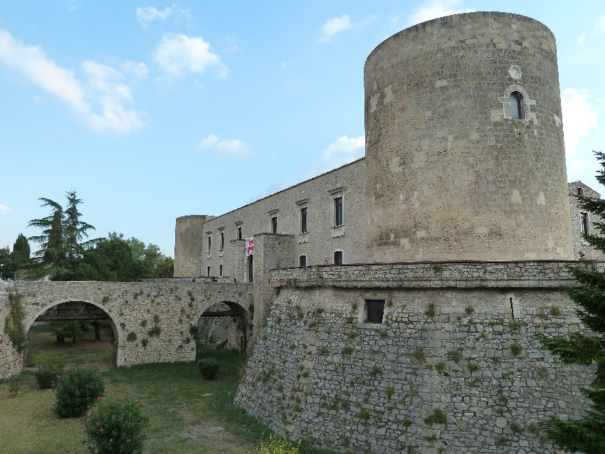 Venosa Castello